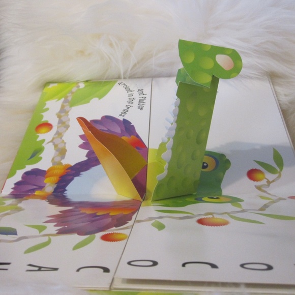 ☀️4/$30☀️ set of two pop up books - Picture 2 of 4